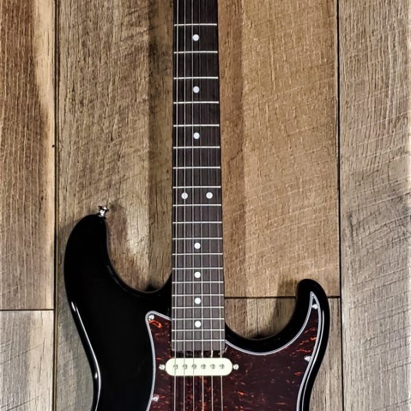 Guitarra Tagima TG530 BK electrica stratocaster