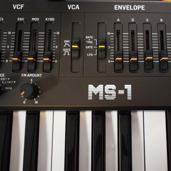Sintetizador Behringer MS-1-BK secuenciador Negro 32Teclas